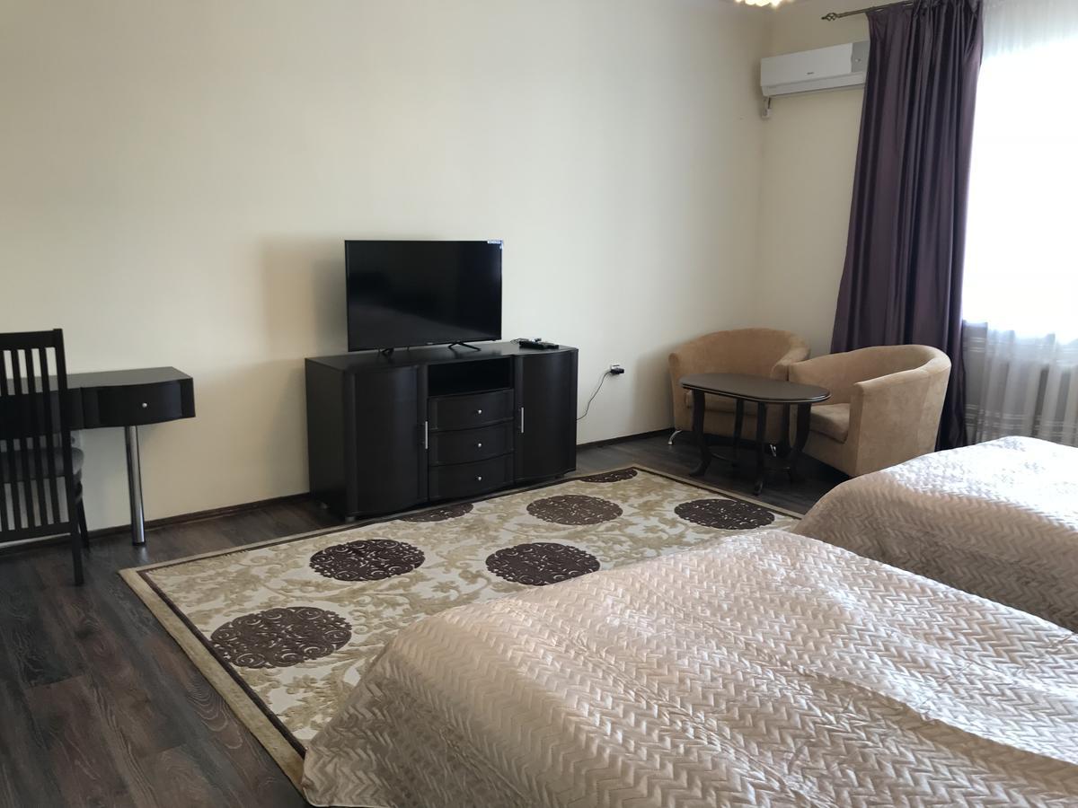 Hotel Saltanat Tałdykorgan Zewnętrze zdjęcie