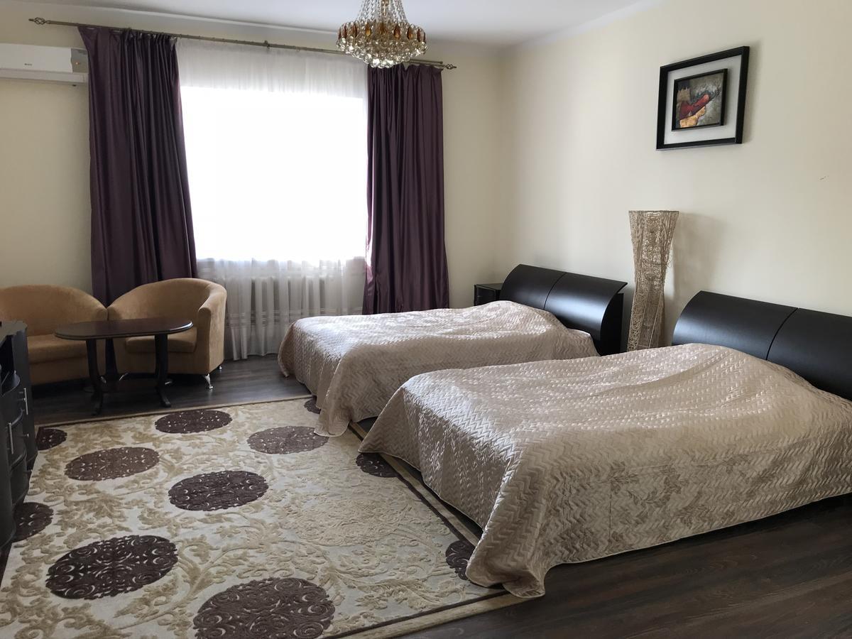 Hotel Saltanat Tałdykorgan Zewnętrze zdjęcie